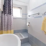 Apartment By The Sea - 5585 Crikvenica